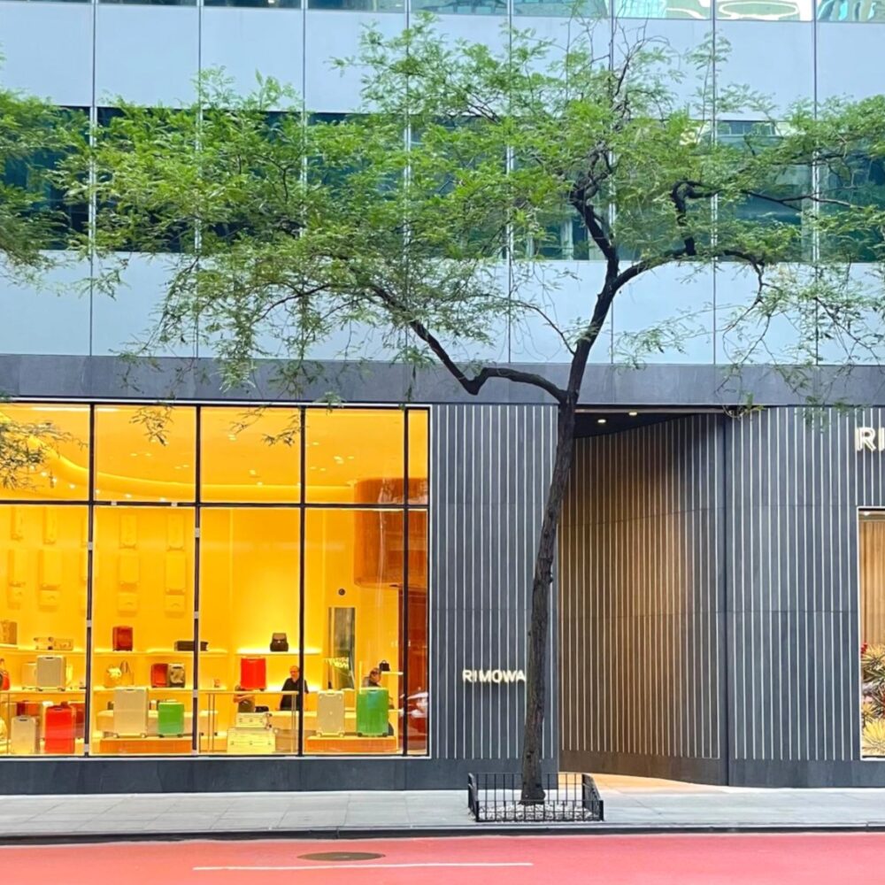 RIMOWA New York 5th Avenue flagship store illuminated by Zeplinn architectural lighting from exterior view